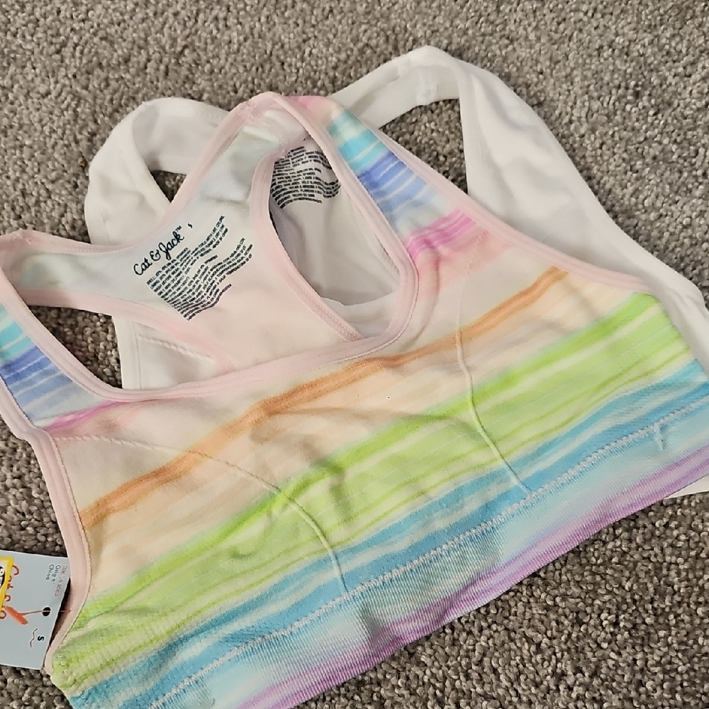 E6🔹️Colorful Striped Sports Bra